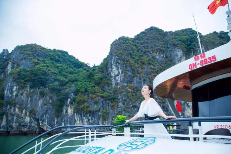 Dragon Hotel Ha Long Esterno foto