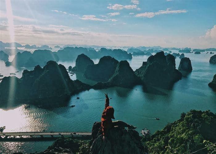 Dragon Hotel Ha Long Esterno foto