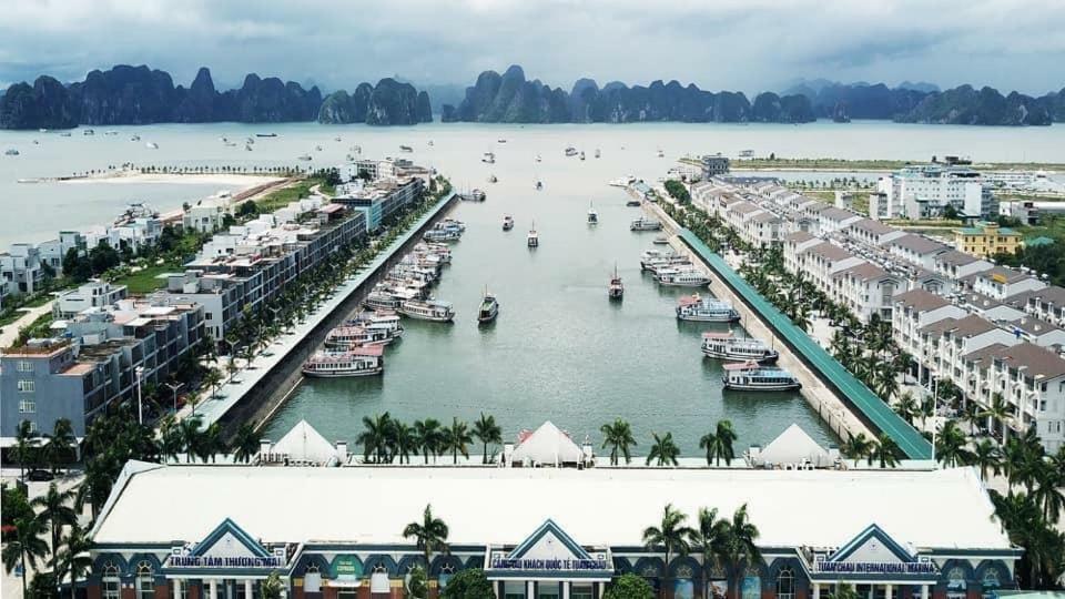Dragon Hotel Ha Long Esterno foto